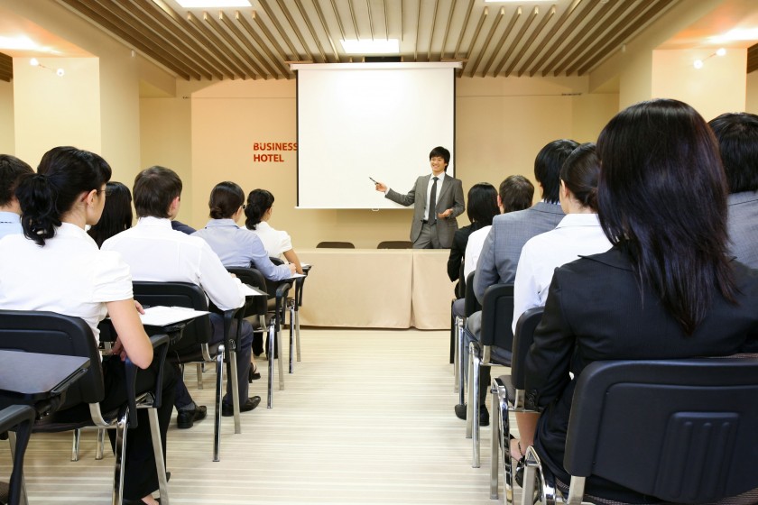 Why Should I Attend Business Seminars?